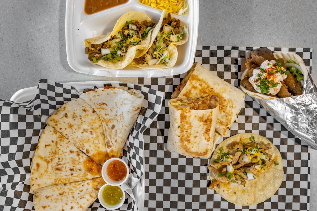 Stopngo Gyros Delivery Menu Order Online 2420 Westport Pkwy Fort