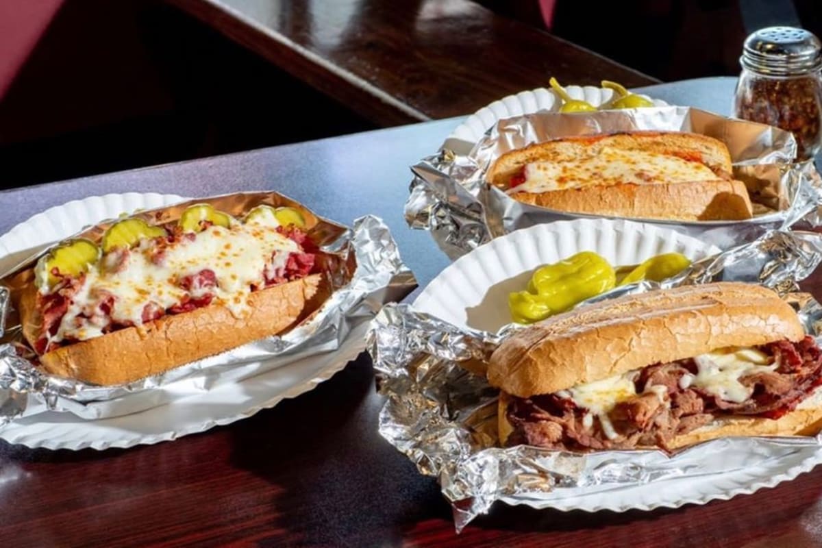 Pomona Pizza Co Delivery Menu Order Online 46 Rio Rancho Rd Pomona