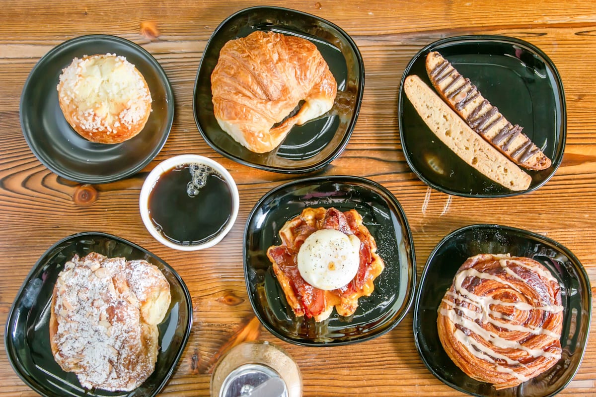 Top Hat Coffee Lounge Delivery Menu Order Online 2 Bala Plaza Bala Cynwyd Grubhub