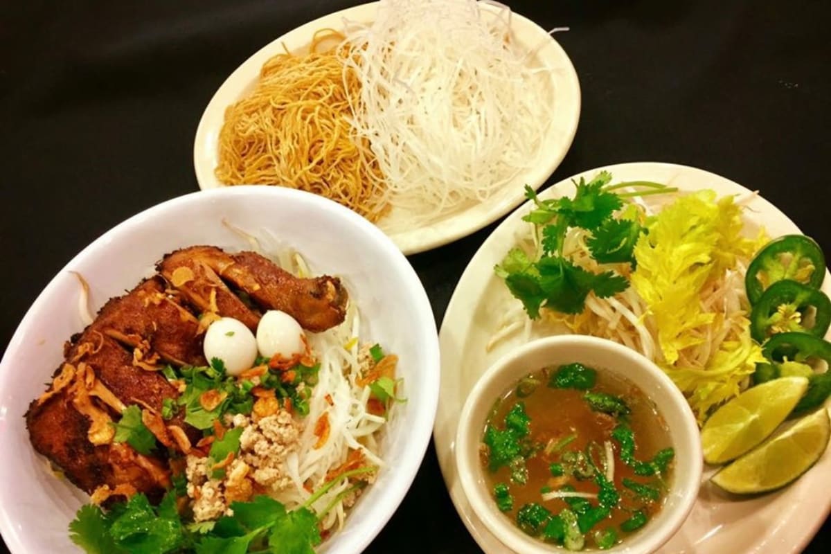 Papaya Vietnamese Cuisine Delivery Menu Order Online 15600 NE 8th