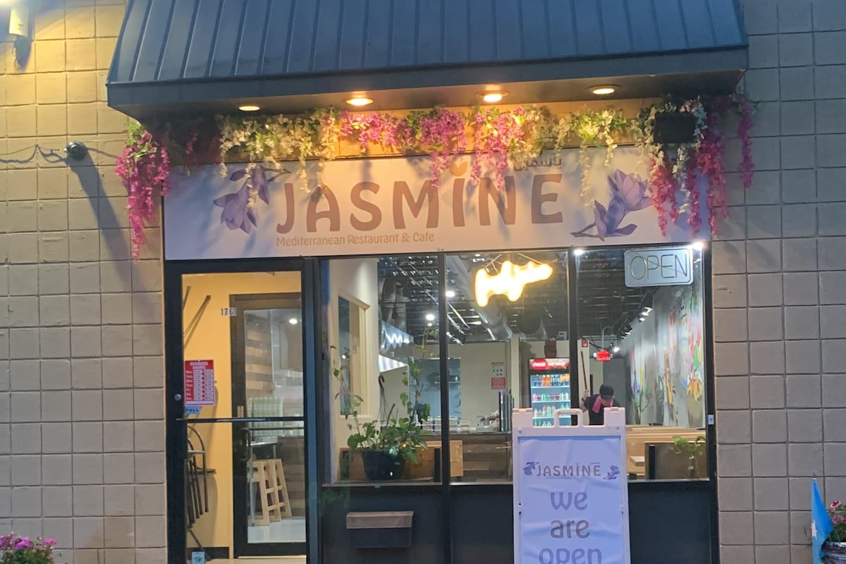 Jasmine Restaurant Cafe Delivery Menu Order Online 1761 Mt Hope Ave
