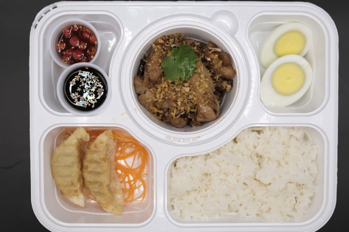 Thai Bento Box Delivery Menu Order Online 804 N State St Chicago