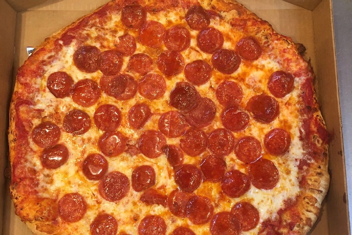 Simms pizza deals