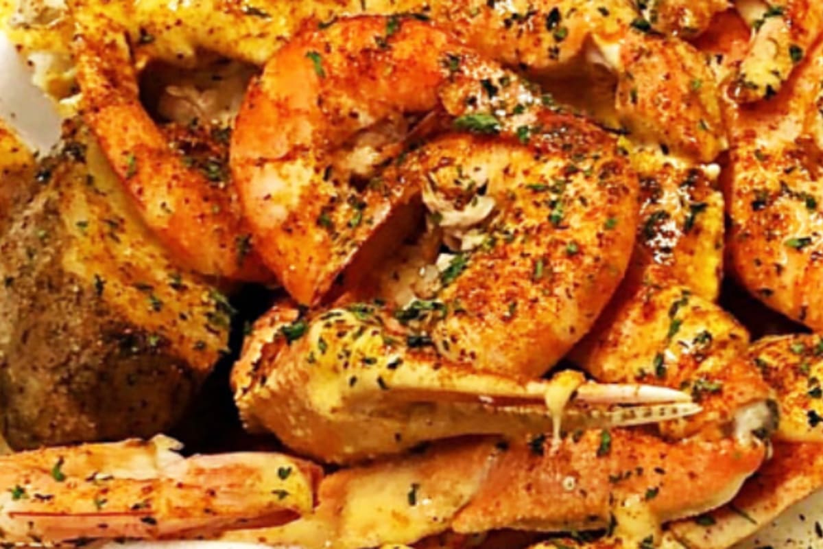 Crab Shack King A Touch Of Soul Delivery Menu Order Online 820