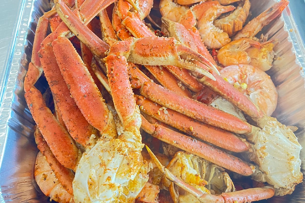 Mendoza Fish Market Delivery Menu | Order Online | 5123 Church Avenue