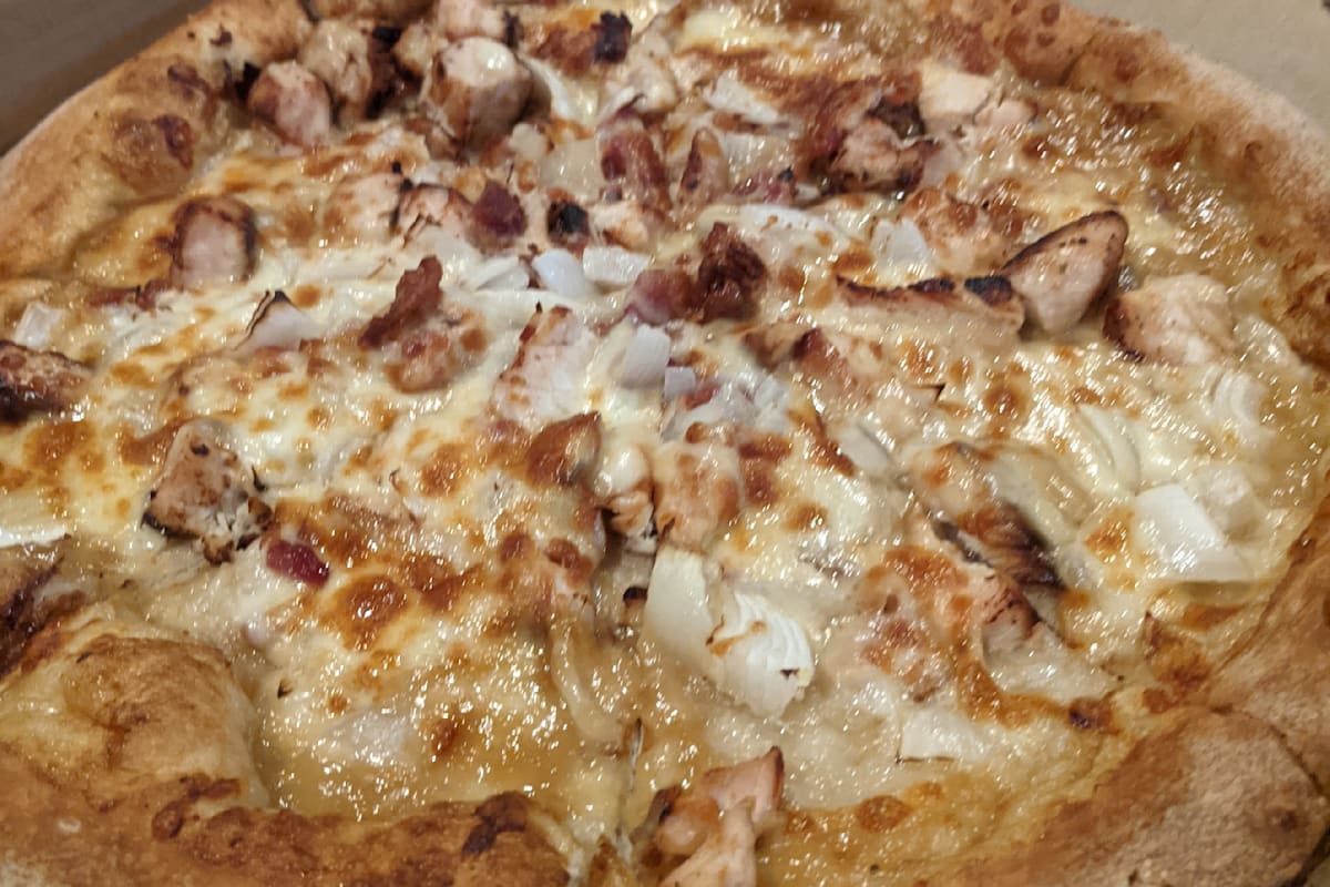 Upper Crust Pizzeria Delivery Menu Order Online 65 Laconia Rd