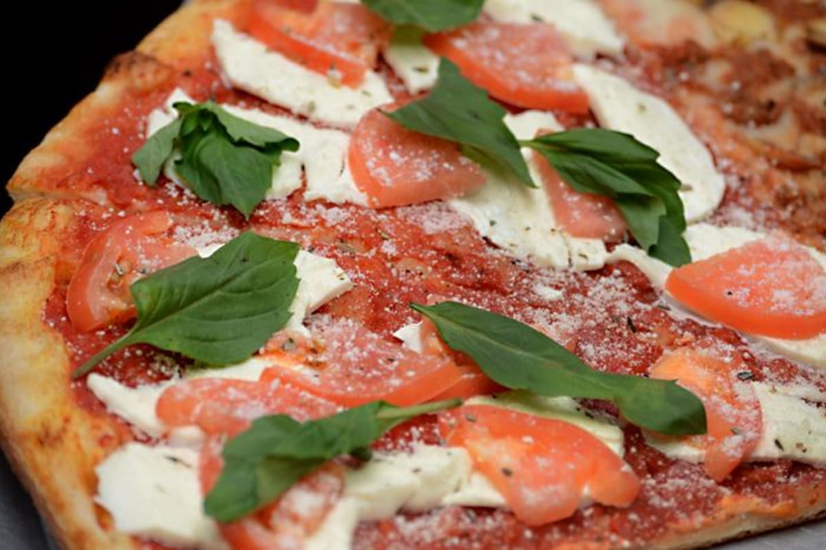 Delicias Pizza and Fried Chicken Flushing , NY Restaurant Menu