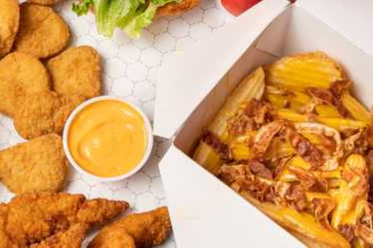 Surfin' Chicken Delivery Menu Order Online 951 SW Wilshire Blvd