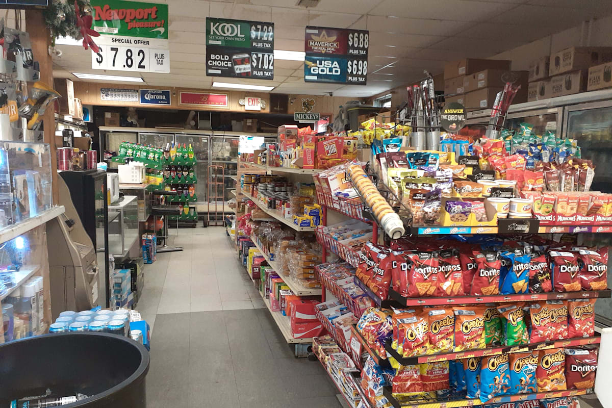 Oscar's Corner Store Delivery Menu Order Online 1000 N 9th St