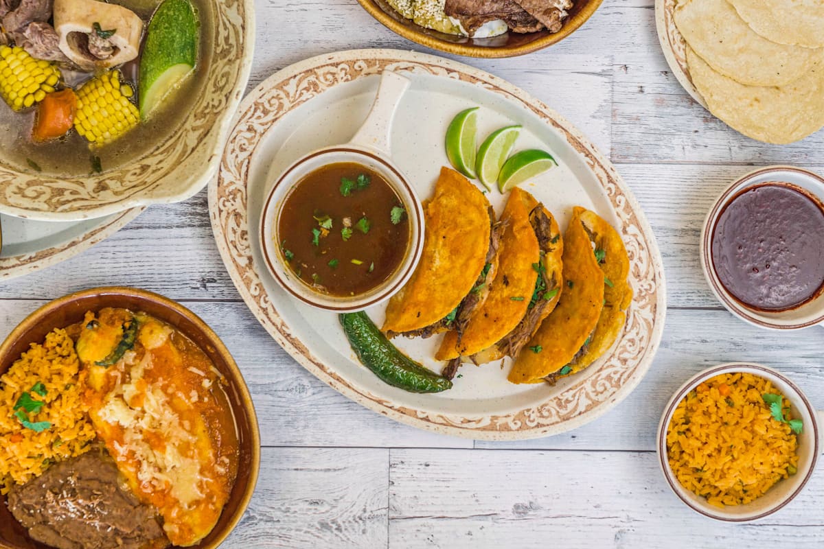 Los Mendoza Mexican Restaurant Delivery Menu Order Online 5532