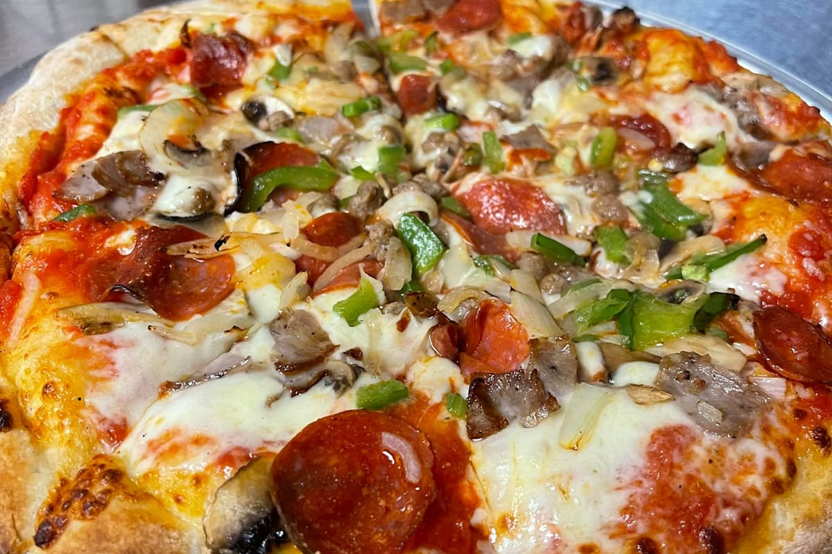 Delcato's Pizza & Italian Delivery Menu Order Online 1474 W Granada