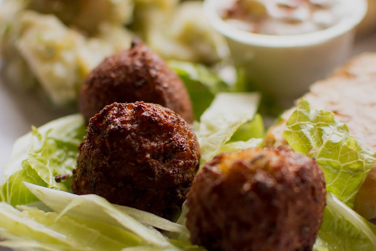 Aladdin Mediterranean Restaurant and Supermarket, Halal Food Delivery