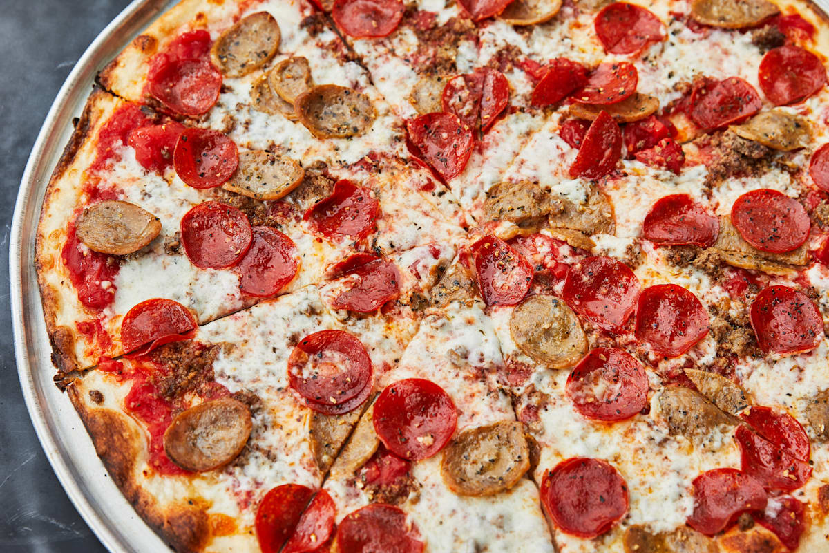 Upper Crust Pizzeria Delivery Menu Order Online 3847 Main St Culver