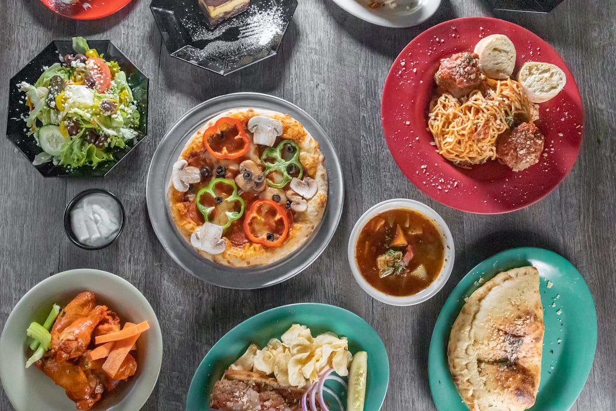 Paul's Pizza Roma Delivery Menu Order Online 5137 Fredericksburg Rd