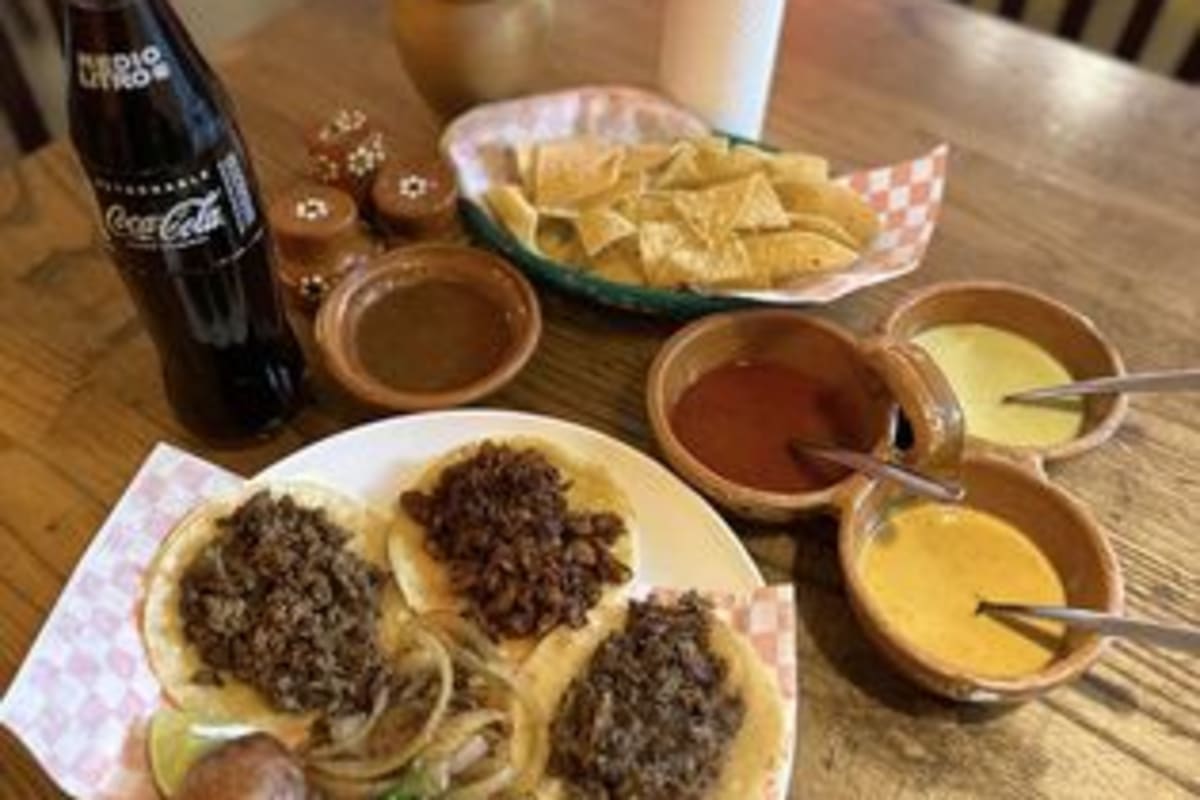 Los Molcas Tacos Bar and Grill Arlington, TX Restaurant Menu