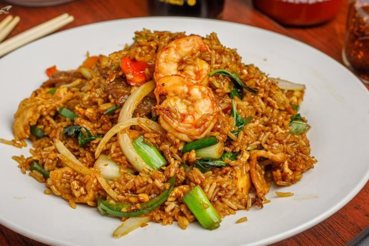 Basil Asian Fusion Restaurant Delivery Menu Order Online 3520 Knickerbocker Rd San Angelo