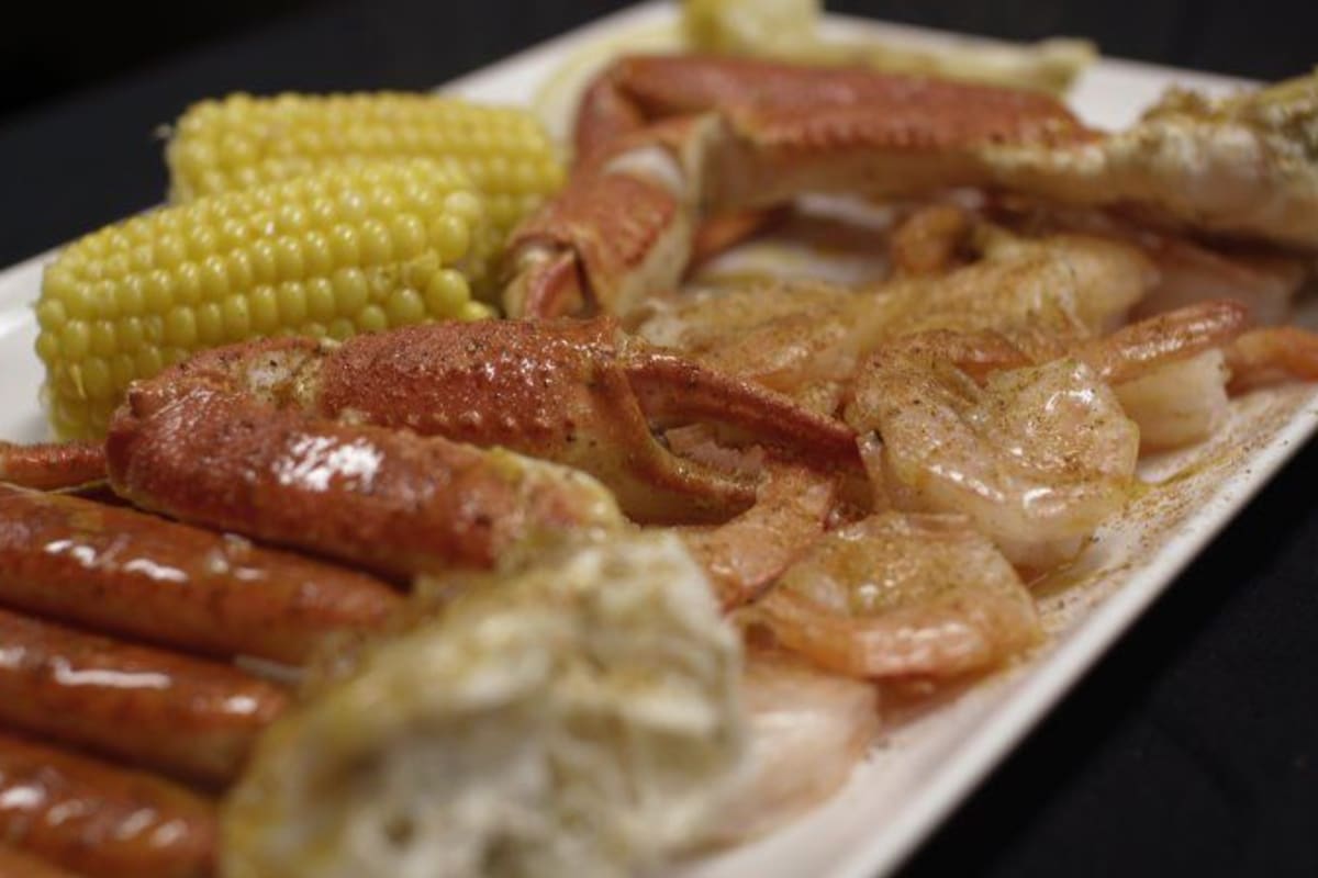 The Seafood Junction Delivery Menu Order Online 132 Madison St Oak