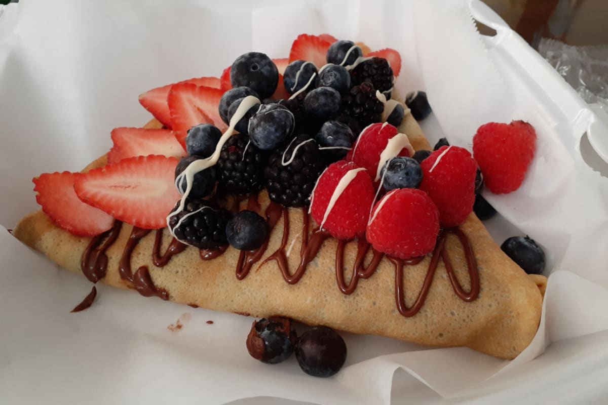 Crepe House Cafe Delivery Menu Order Online 5033 N Elston Ave