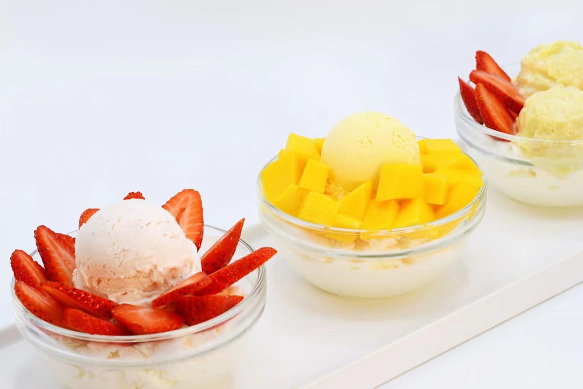 JM Cake Boutique Delivery Menu Order Online 7211 18th Ave Brooklyn