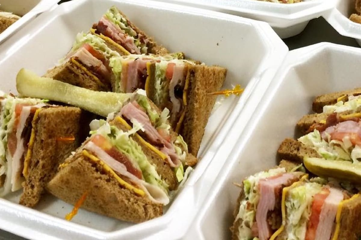 Ettrick Deli Delivery Menu Order Online 3608 E River Rd South