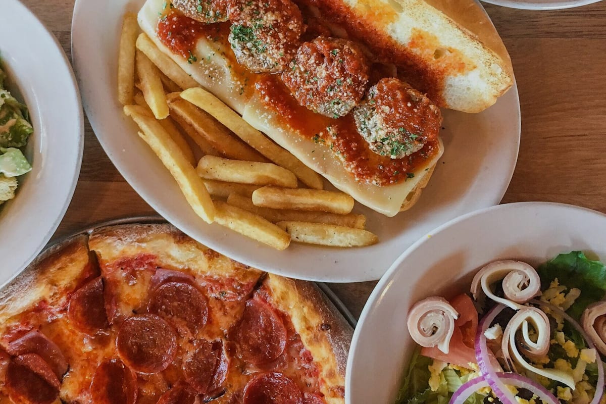 Italianno's Restaurant Delivery Menu Order Online 1611 N Aspen St