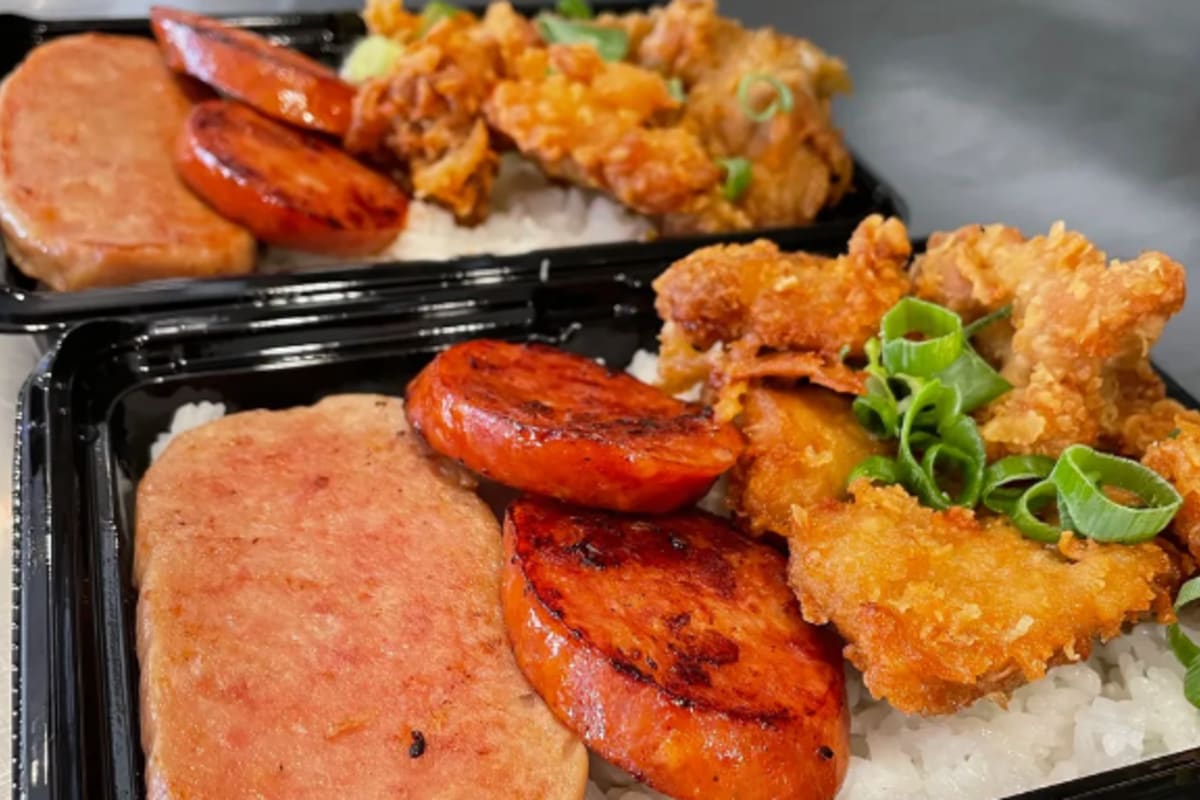 Pancakes & Waffles Kalihi Delivery Menu Order Online 1284 Kalani Street STE D100 Honolulu