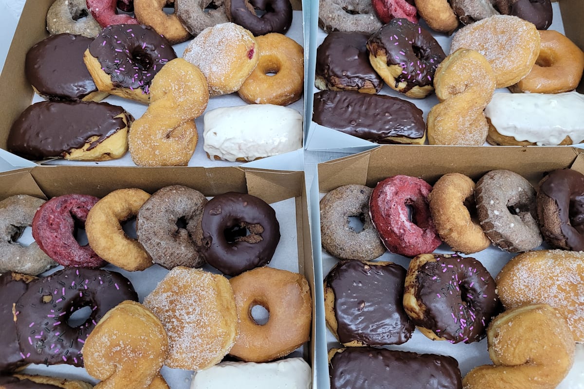 World s Fair Donuts Delivery Menu Order Online 1904 S