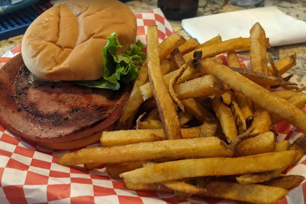 Xtreme Wings N Things Sports Bar and Grill Winston Salem, NC