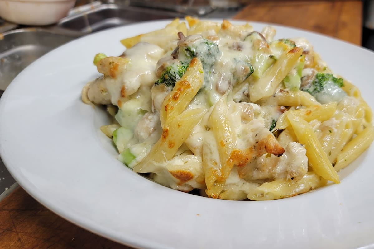 Roxanne's Brick Oven Pizzeria Bar & Grill Delivery Menu Order Online