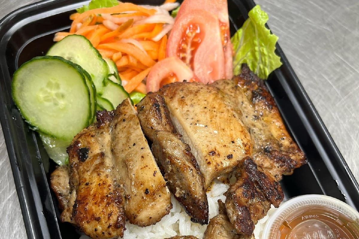 Tira's Foods Virginia Beach, VA Restaurant Menu + Delivery Seamless