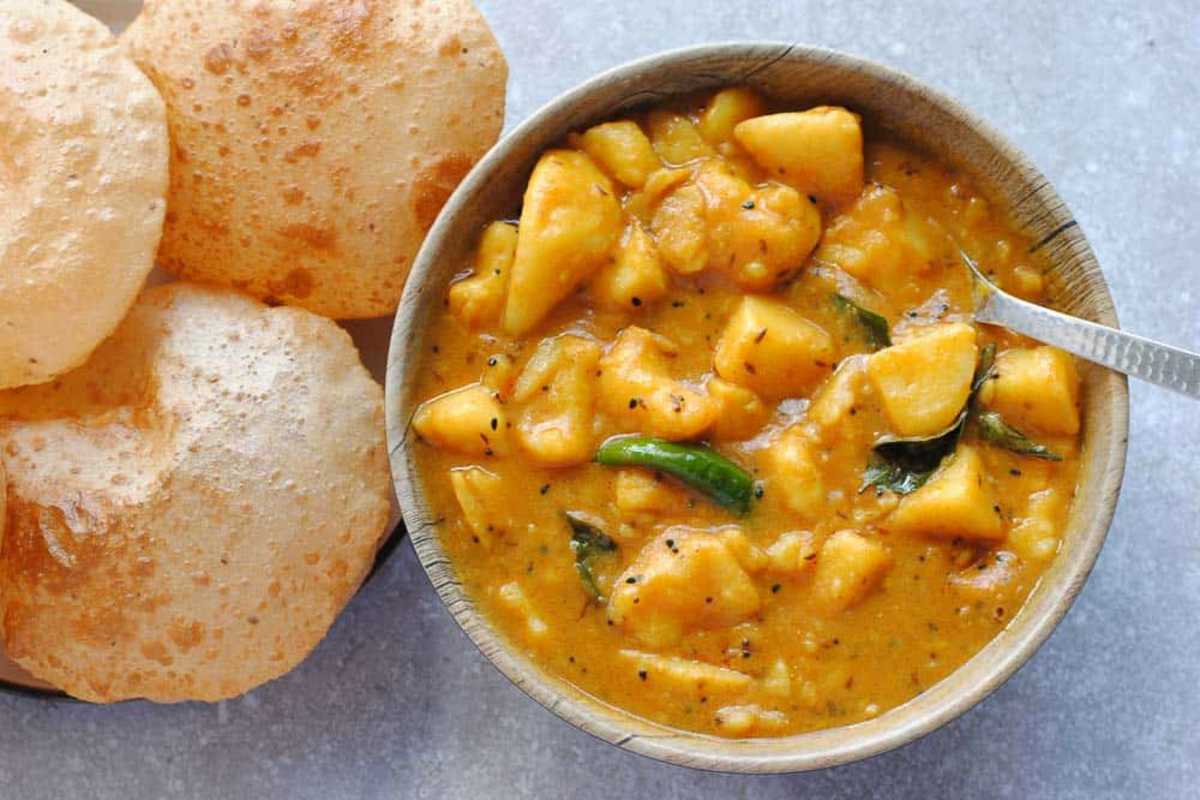 Aloo Rasedaar/Dahi Aloo | Special Savan Fasting Recipe