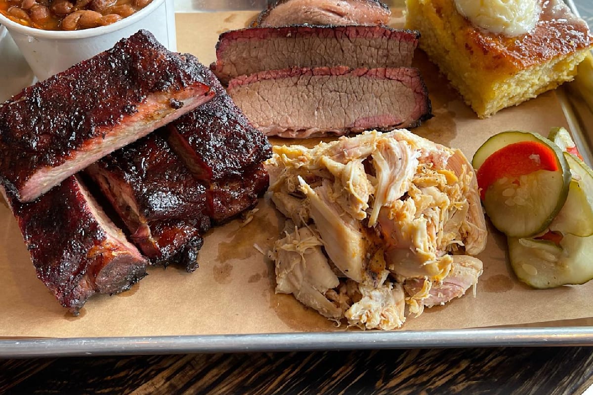 Pit & Tap Delivery Menu Order Online 1168 Wilmette Ave Wilmette