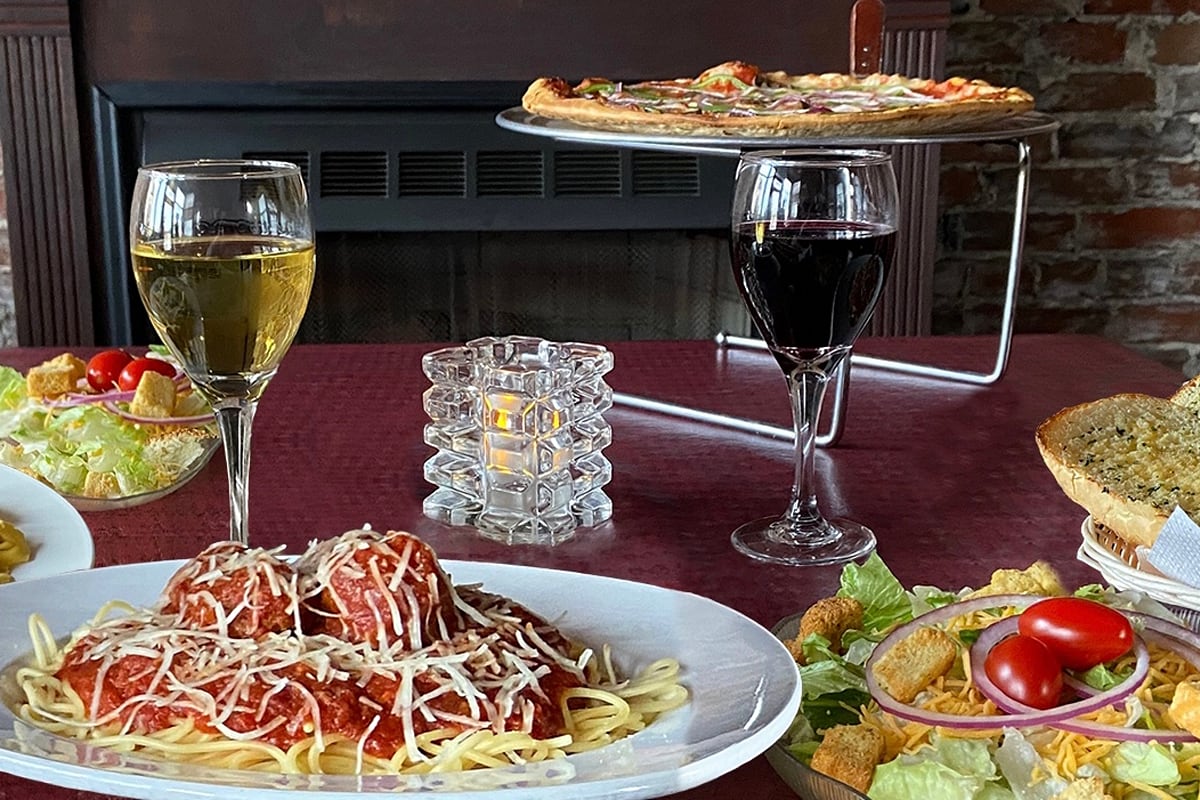 Cummare's - Murphysboro, IL Restaurant | Menu + Delivery | Seamless