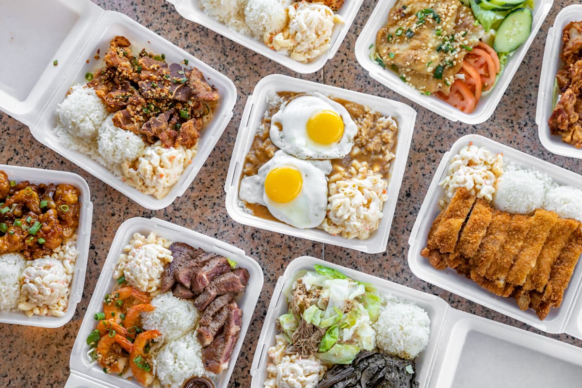 【Loco Moco】 LOCO MOCO - Updated October 2025 - 305 Photos & 195 Reviews