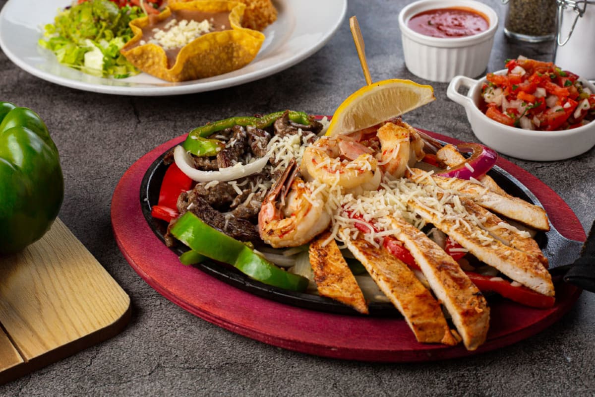 El Patron Mexican Grill & Cantina Delivery Menu Order Online 1030