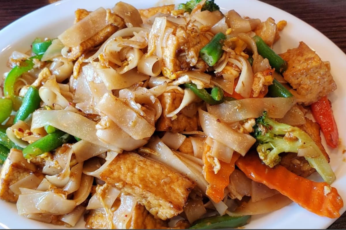 Tuk Tuk Thai Fusion Delivery Menu Order Online 9253 Kingston Pike