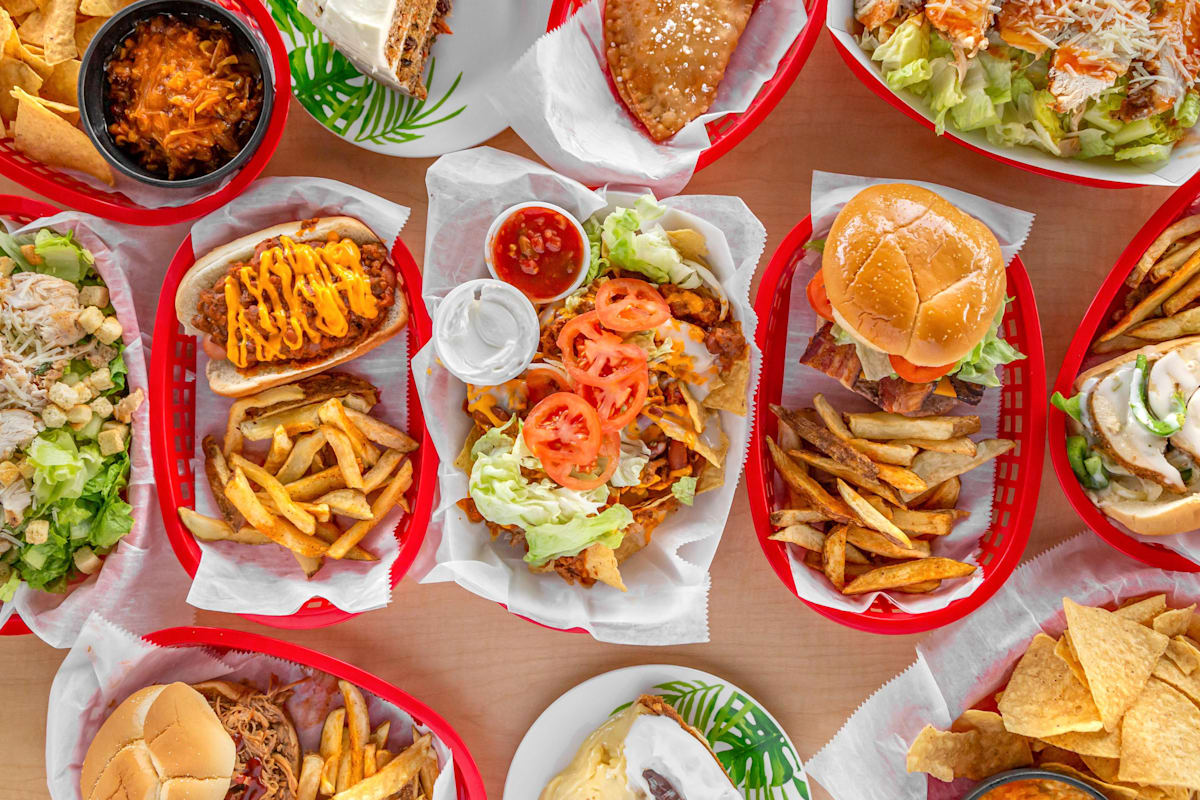 Lakeside Grill Delivery Menu Order Online 11502 Thonotosassa Rd