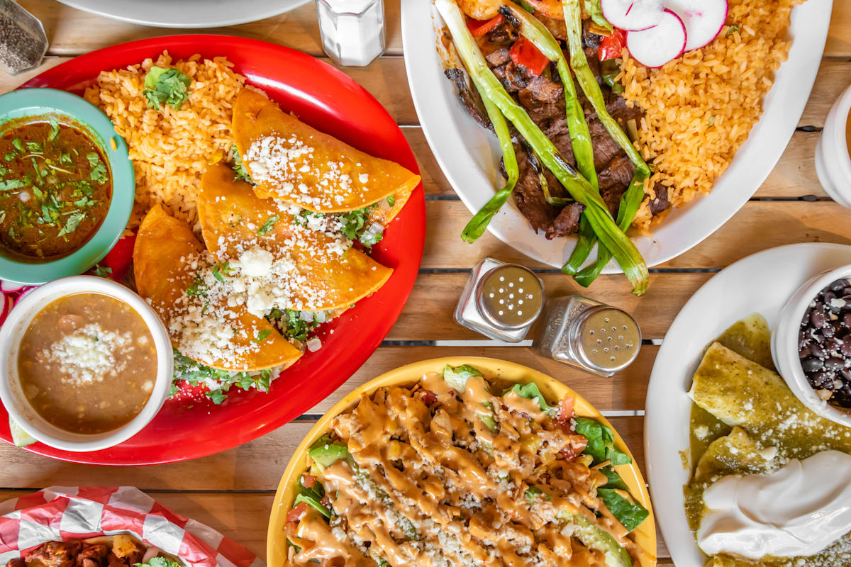 Del Rey Taqueria Delivery Menu Order Online 211 Worthington St