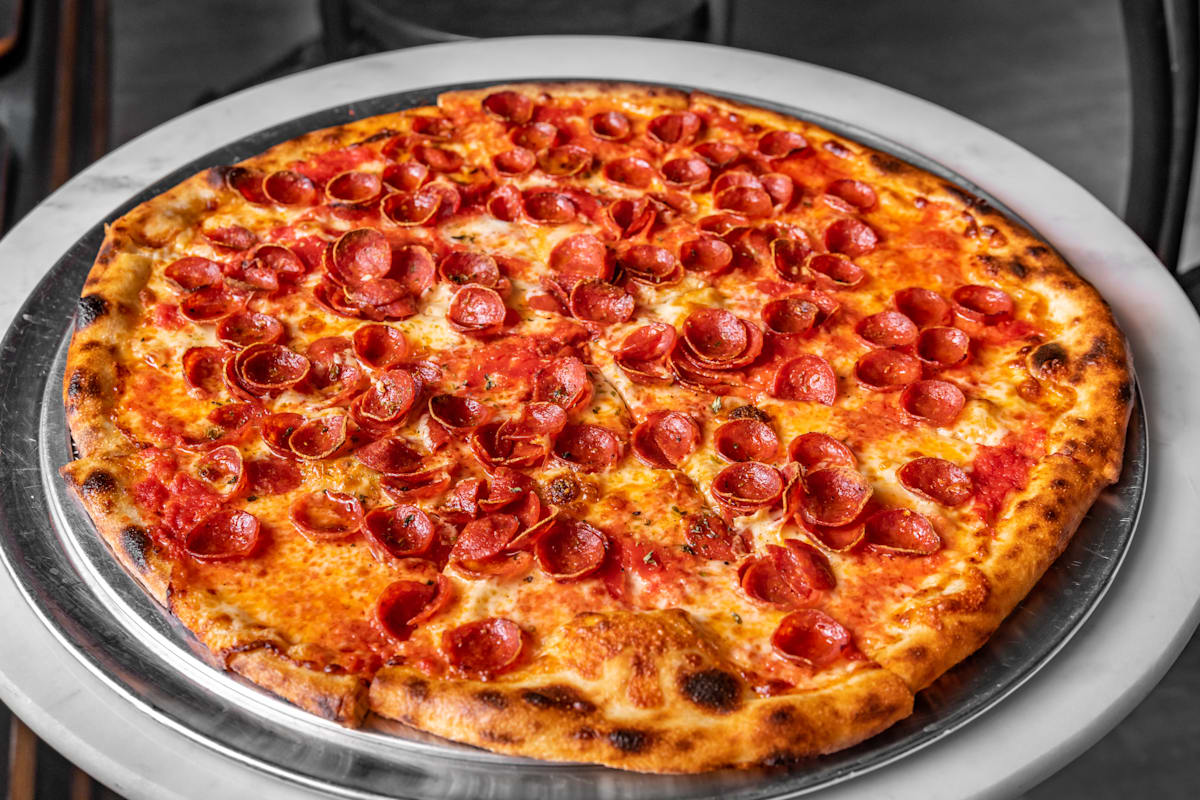 Nick's Pizza Delivery Menu Order Online 100 Collins Avenue Miami