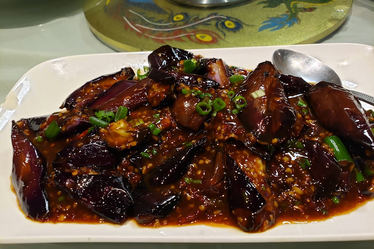 Lin's Kitchen Delivery Menu Order Online 500 Boston Post Rd Orange