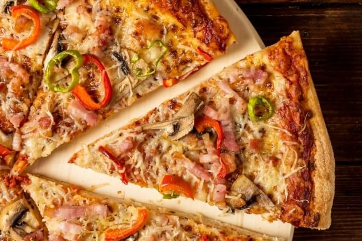 SauceBros Pizza Delivery Menu Order Online 3115 W Parker Rd Plano