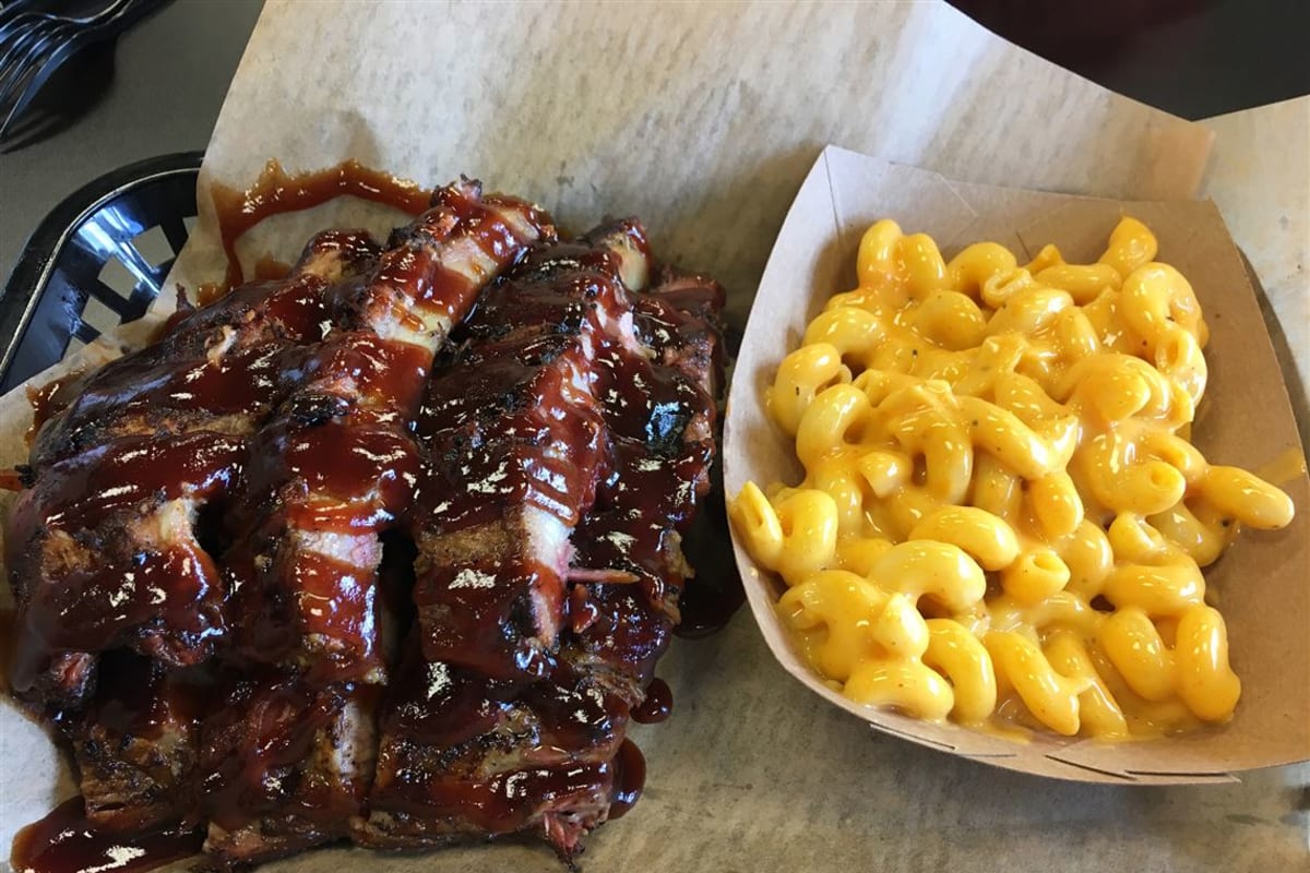 Mac'n Ribs Delivery Menu Order Online 5403 West Irlo Bronson Memorial Highway LOT 32