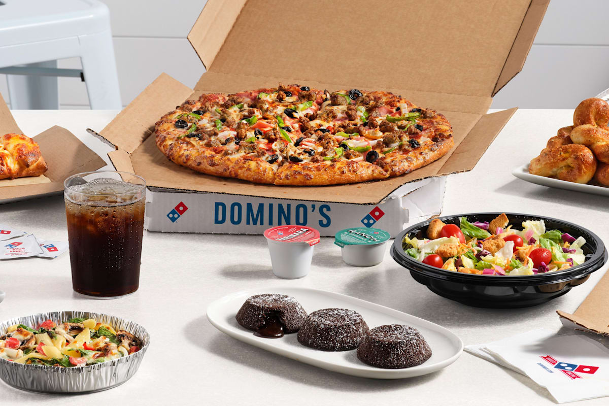 Dominos me online