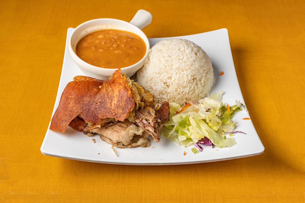 Merengue Dominican Restaurant and Bar Delivery Menu Order Online