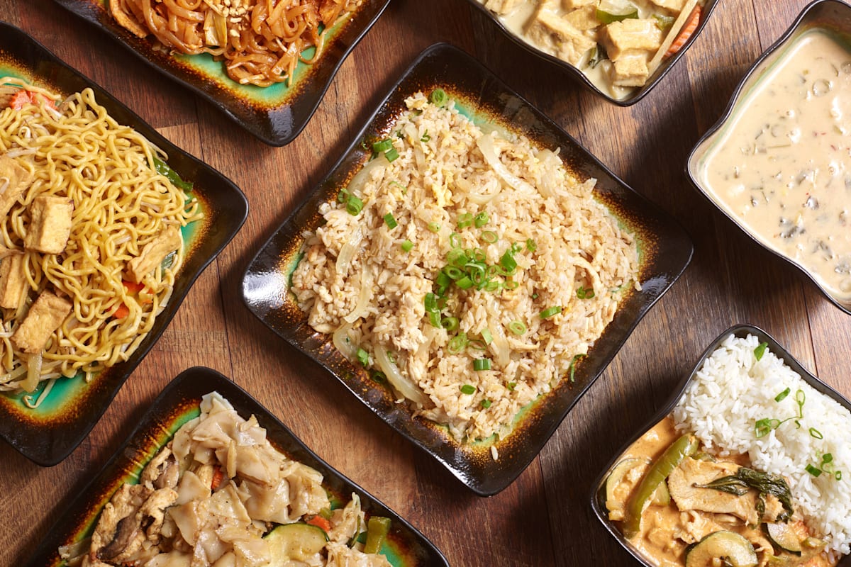 Thai Chili 2 Go Delivery Menu Order Online 2010 E Elliot Rd Tempe