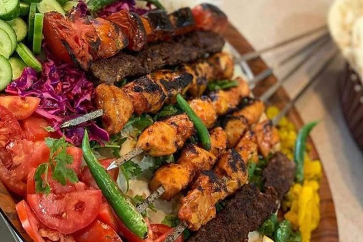 Shawarma’s House Delivery Menu Order Online 8565 N Wayne Rd