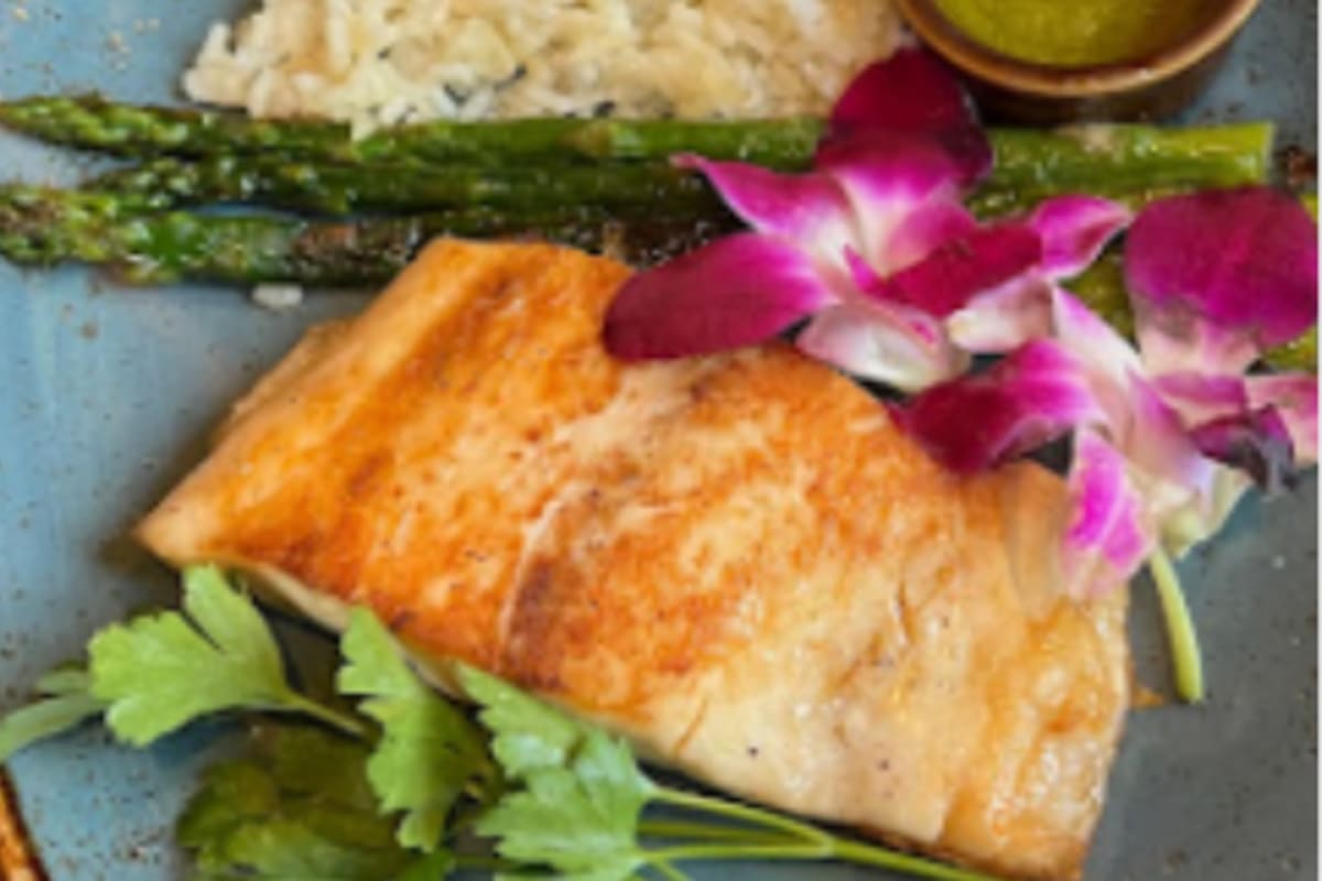 Solterra Winery & Kitchen Delivery Menu Order Online 934 N Coast