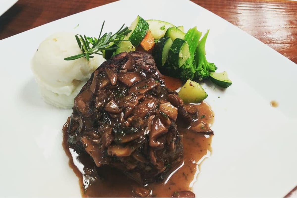 Alfredo’s Italian Restaurant Delivery Menu Order Online 1426 E