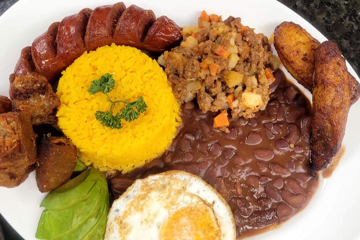 Garlic Restaurant Delivery Menu Order Online 664 Rubber Ave