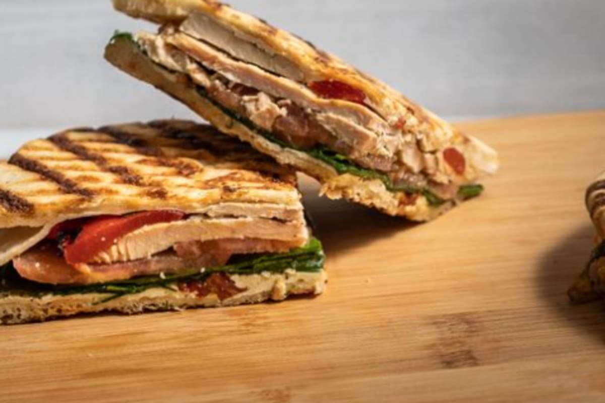 Long Island Bagel Cafe Delivery Menu Order Online 2162 Grand Ave